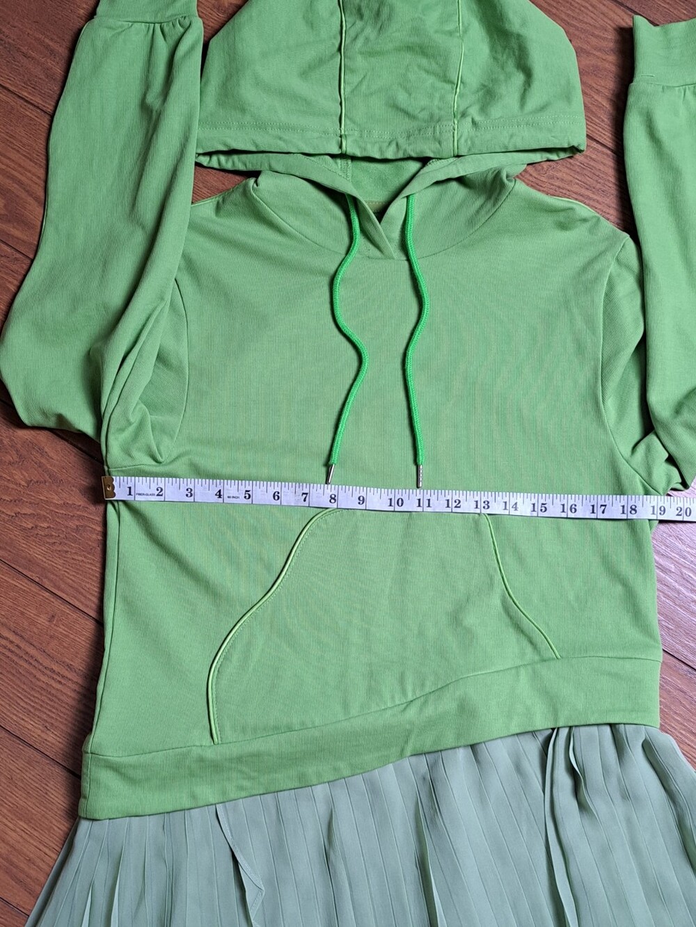 Kelly Obi New York NWT Green Hooded Pleated Chiffon Layered Dress M - Picture 9 of 12